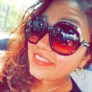 Meet your Posher, Joanna luna